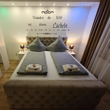 Modern Neuburg Sp - Neu - 2 Zimmer, Komfort, Ausgestattet, Smart Tv, Wi-fi * Neuburg an Der Donau