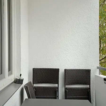 Modern Neuburg Sp - Neu - 2 Zimmer, Komfort, Ausgestattet, Smart Tv, Wi-fi Lejlighed *