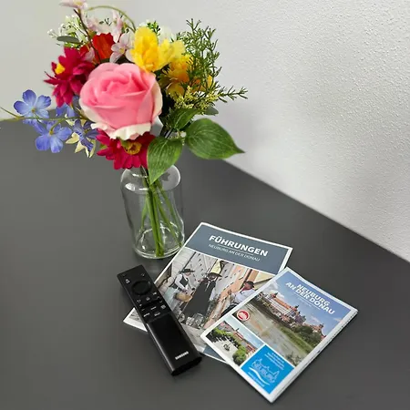 Lejlighed Modern Neuburg Sp - Neu - 2 Zimmer, Komfort, Ausgestattet, Smart Tv, Wi-fi Neuburg an Der Donau
