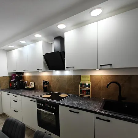 Modern Neuburg Sp - Neu - 2 Zimmer, Komfort, Ausgestattet, Smart Tv, Wi-fi